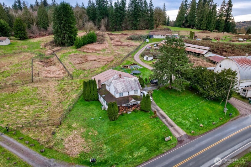 8718 NE Ames Lake-Carnation Rd