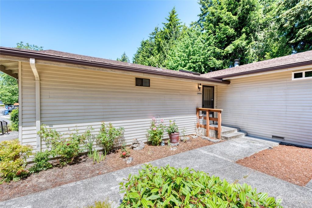 Photo of 24448 12th Avenue S, Des Moines, WA 98198 (MLS # 2269738)