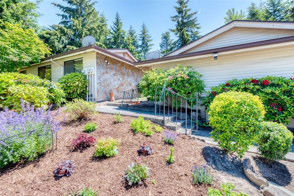 Photo of 24448 12th Avenue S, Des Moines, WA 98198 (MLS # 2269738)
