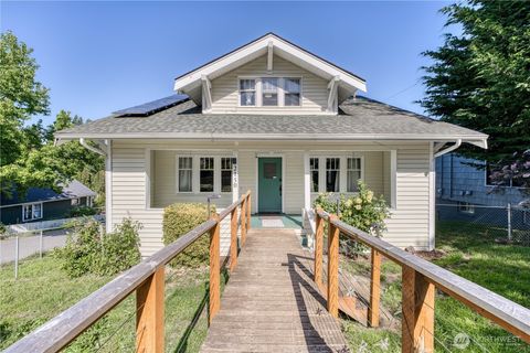 2150 N Callow Avenue Bremerton WA 98312