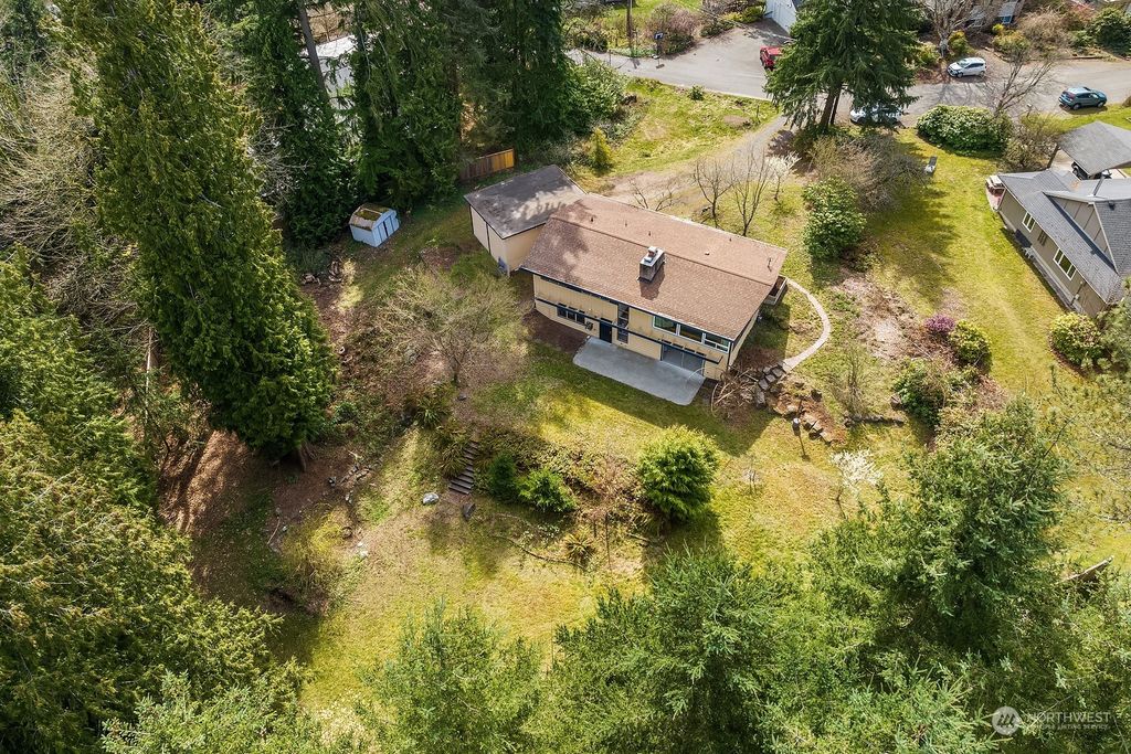 Photo of 11004 Circle Drive, Bothell, WA 98011 (MLS # 2125674)