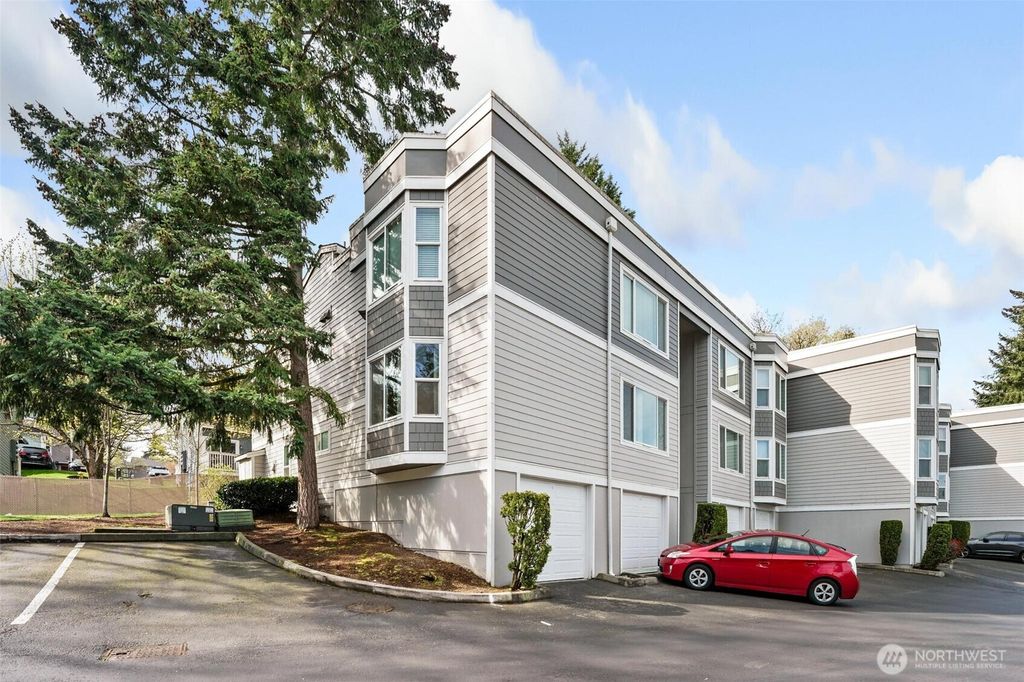 Photo of 4208 Factoria Boulevard SE #C1, Bellevue, WA 98006 (MLS # 2356019)