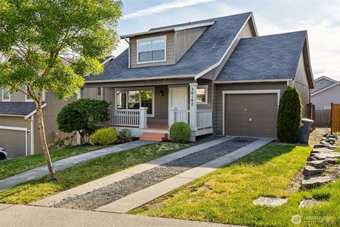 Photo of 20107 40th Avenue E, Spanaway, WA 98387 (MLS # 2514566)