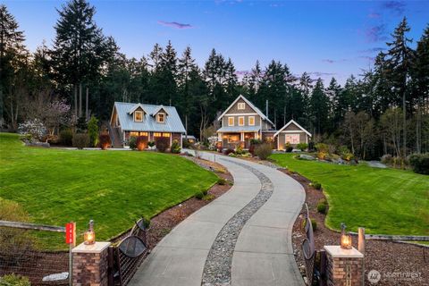 Photo of 1418 13th Avenue, Fox Island, WA 98333 (MLS # 2489164)