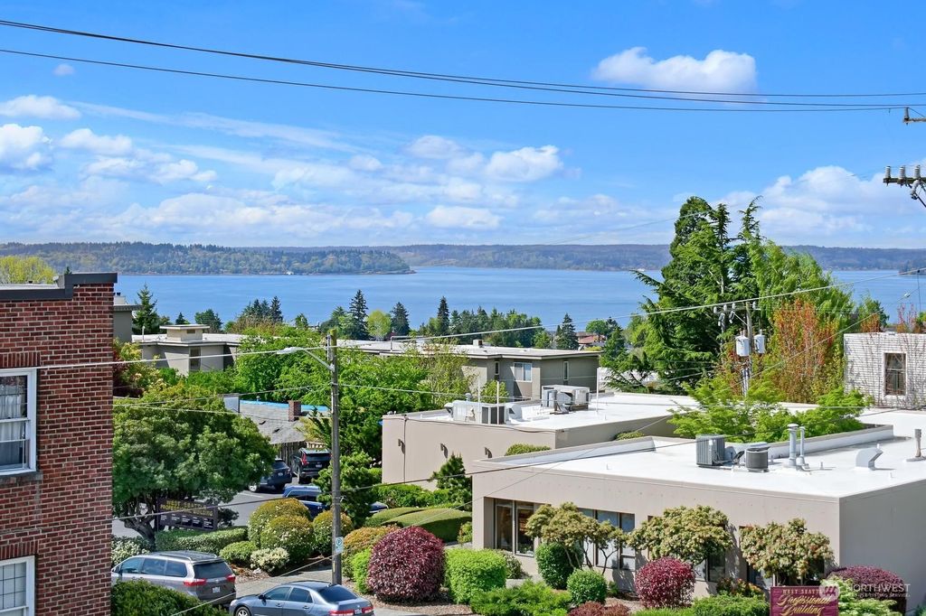 Photo of 4456 44th Avenue SW #5, Seattle, WA 98116 (MLS # 2064845)