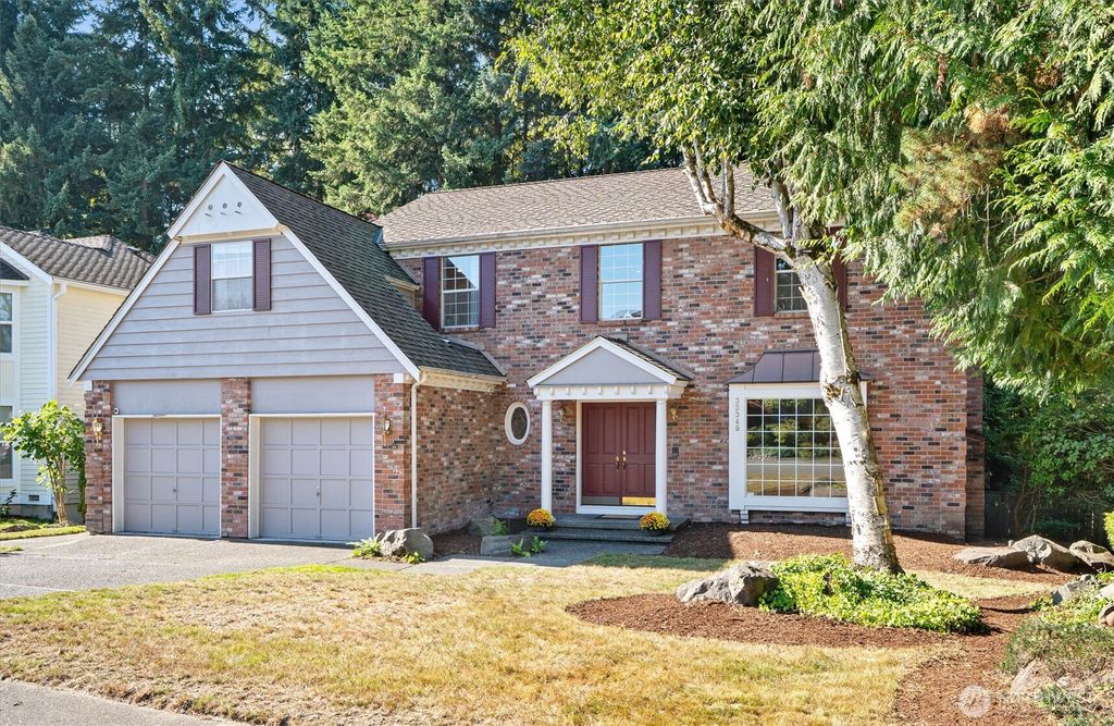 Photo of 33349 12th Avenue SW, Federal Way, WA 98023 (MLS # 2433973)