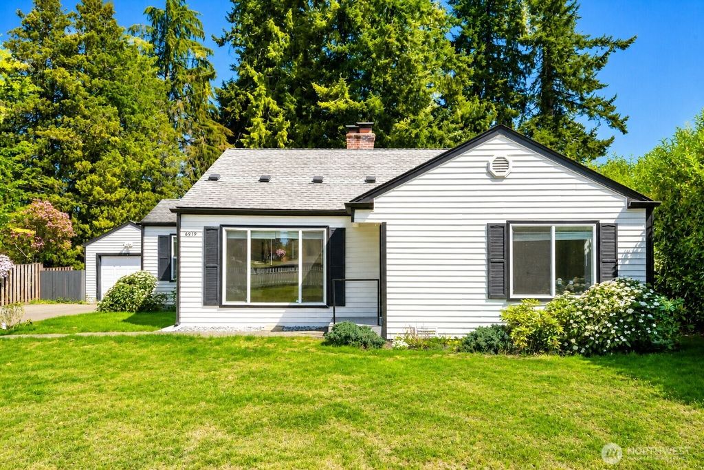 Photo of 6919 Cady Road SE, Everett, WA 98203 (MLS # 2520822)