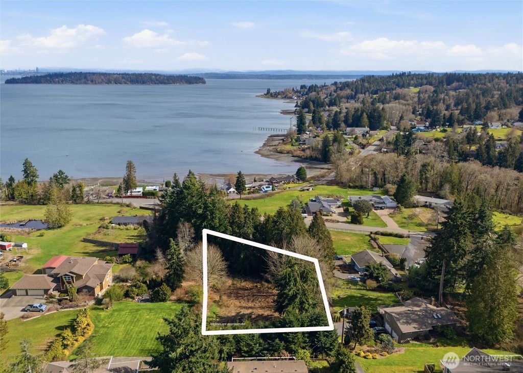 Photo of 2707 Garfield Avenue SE, Port Orchard, WA 98366 (MLS # 2491097)