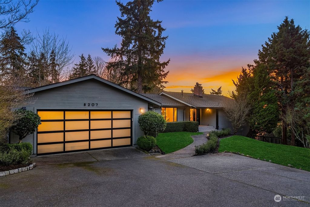 Photo of 8207 SE 48th Street, Mercer Island, WA 98040 (MLS # 2325592)