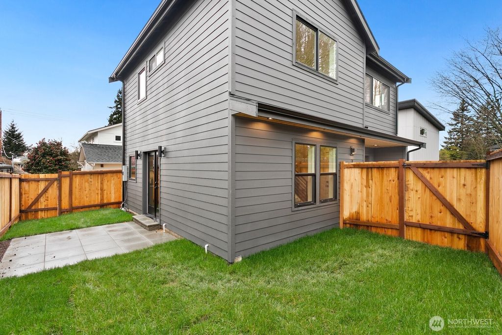 Photo of 7340 B 40th Avenue NE, Seattle, WA 98115 (MLS # 2495519)