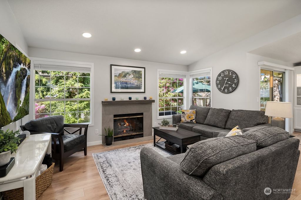 Photo of 11404 SE 66th Street, Bellevue, WA 98006 (MLS # 2245163)