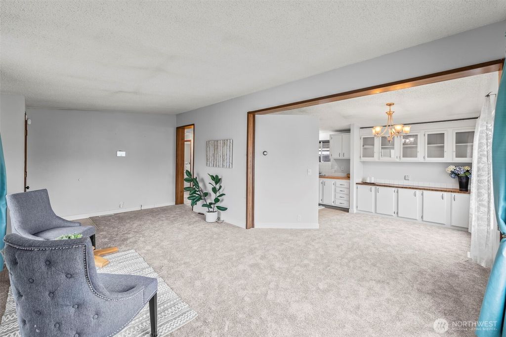 Photo of 10522 60th Street Ct E, Puyallup, WA 98372 (MLS # 2457307)