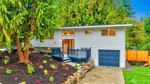 Photo of 1815 201st Place SW, Lynnwood, WA 98036 (MLS # 2446080)