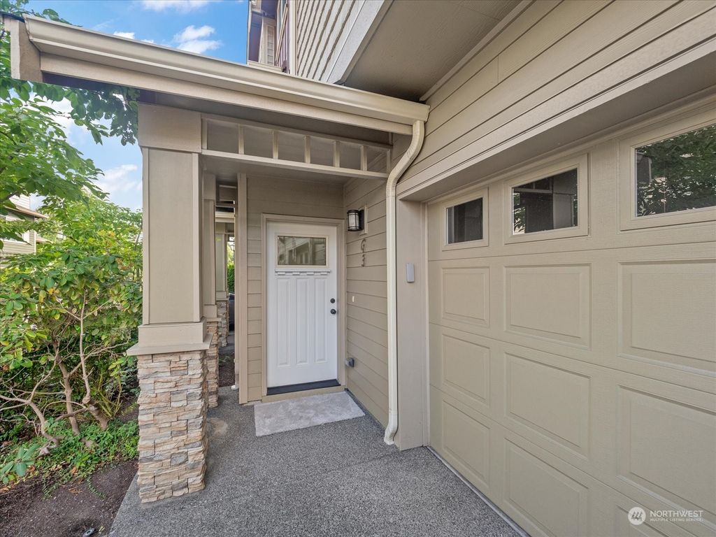 Photo of 4625 NE 3rd Lane #G3, Renton, WA 98059 (MLS # 2151558)