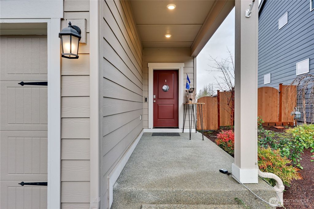 Photo of 6487 Randolph Drive NE, Bremerton, WA 98311 (MLS # 2463934)
