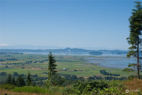 Photo of 3291 Blanchard Knob Trail, Bow, WA 98232 (MLS # 2269430)