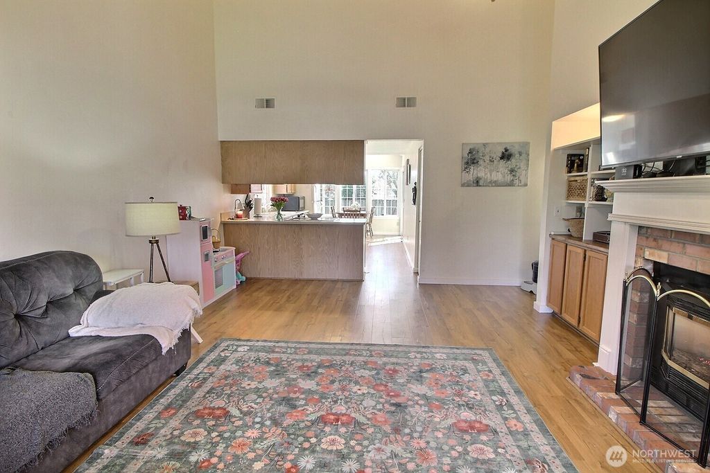 Photo of 27720 128th Place SE, Kent, WA 98030 (MLS # 2499378)