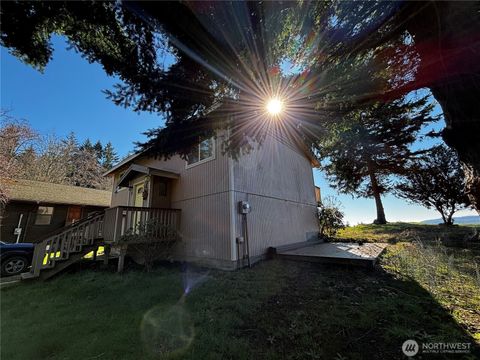 Photo of 18 Whidbey Island Dr. Drive, Hat Island, WA 98902 (MLS # 2339952)