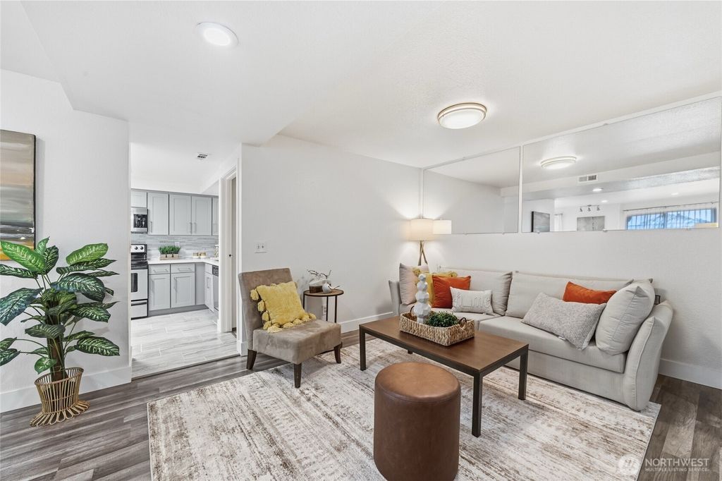 Photo of 11300 1st Avenue NE #322, Seattle, WA 98125 (MLS # 2523874)