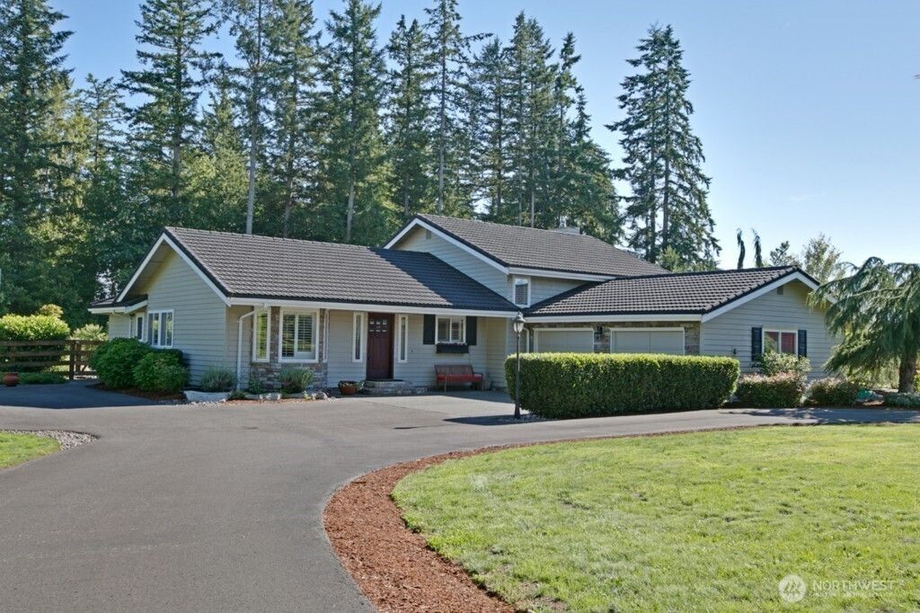 Photo of 25715 SE 398th Street, Enumclaw, WA 98022 (MLS # 2520142)