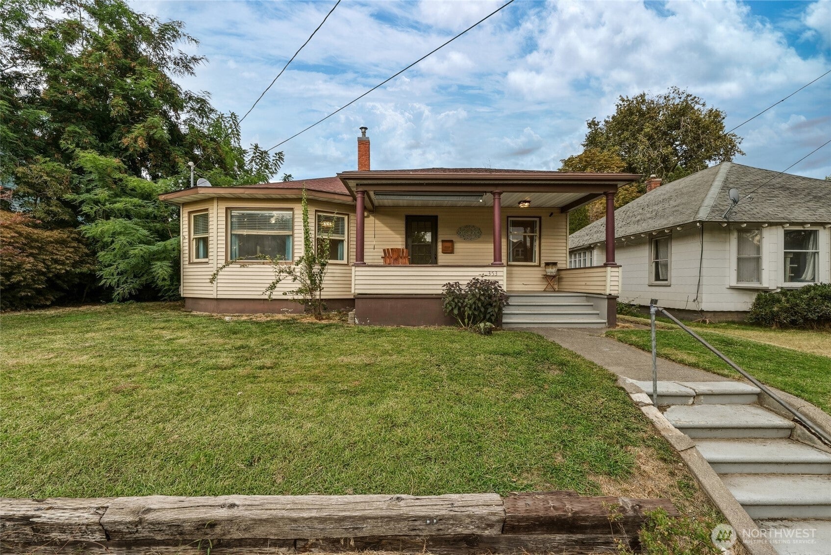 353 S 4th Avenue