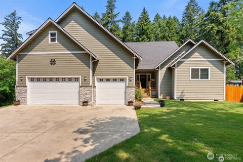 Photo of 409 Ofarrell Cutoff Road E, Bonney Lake, WA 98391 (MLS # 2559186)