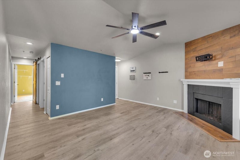 18930 Bothell Everett Highway A305