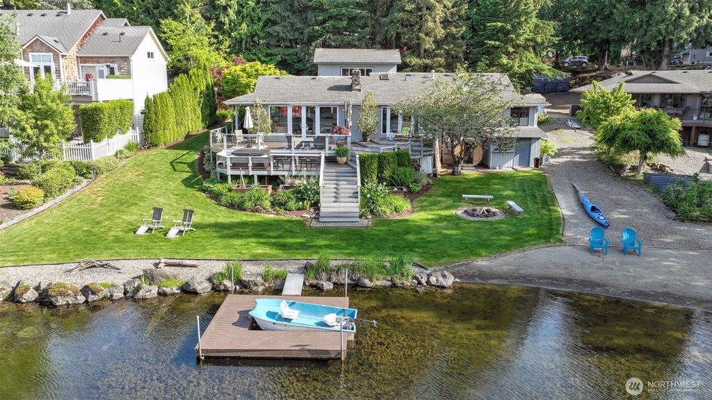 Photo of 20812 SE 268th Street, Covington, WA 98042 (MLS # 2523365)