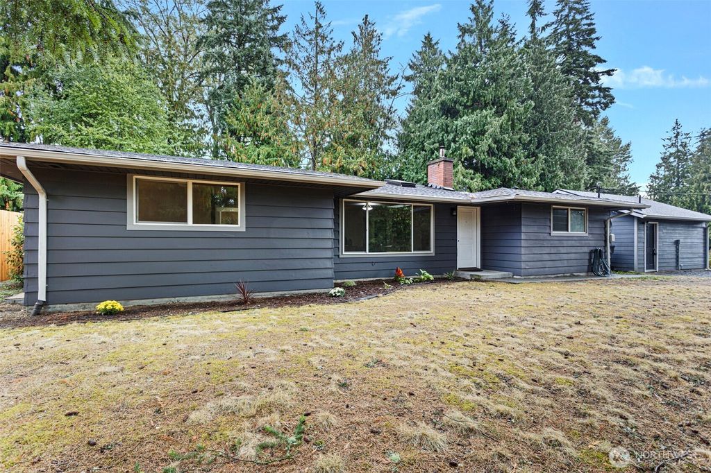 Photo of 11705 Silver Way, Everett, WA 98208 (MLS # 2438105)