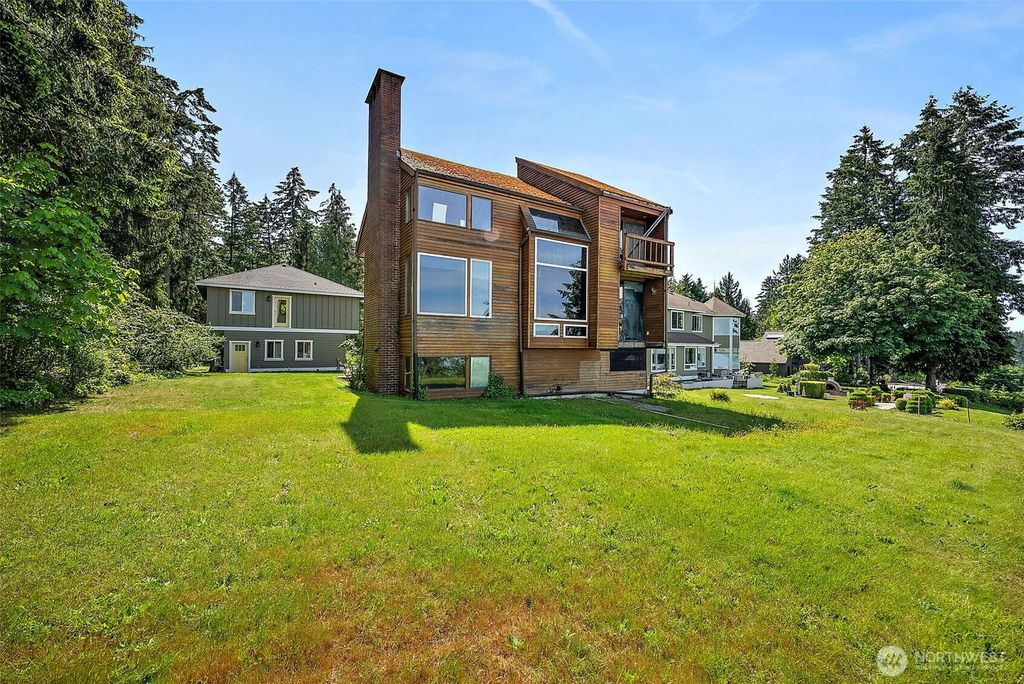 Photo of 7544 Sandy Point Beach Road NE, Olympia, WA 98516 (MLS # 2533967)