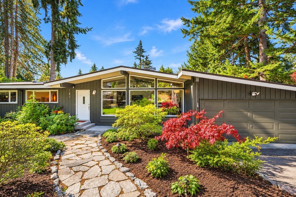 Photo of 29805 8th Place S, Federal Way, WA 98003 (MLS # 2594410)