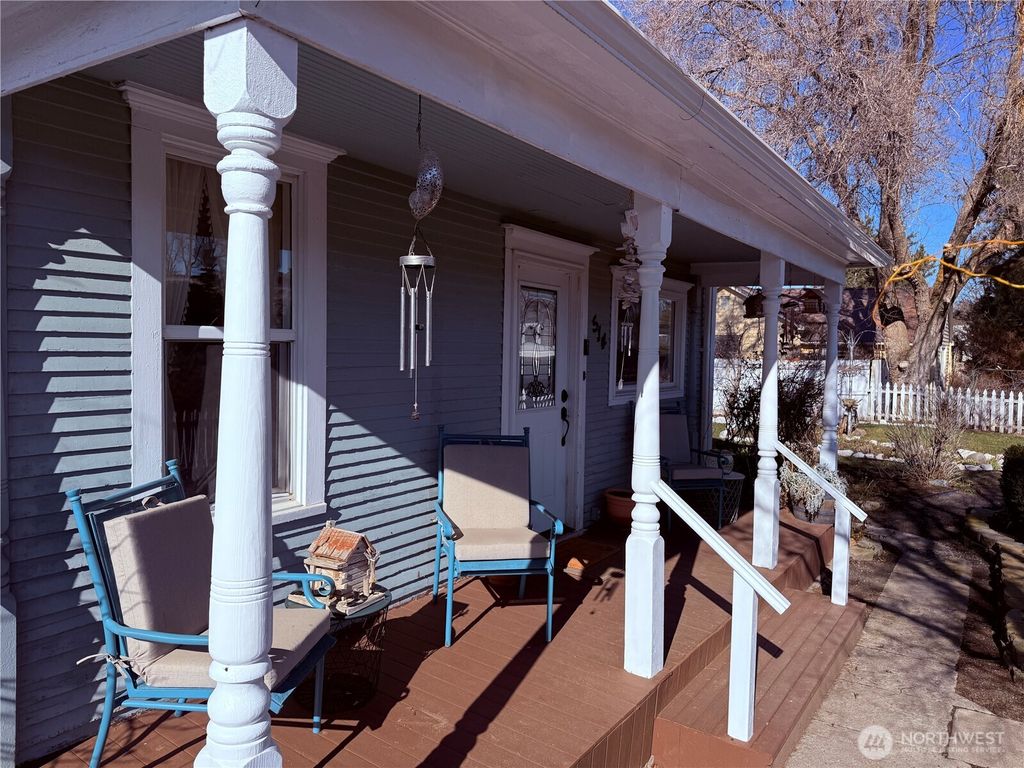 Photo of 514 S Division Street, Odessa, WA 99159 (MLS # 2483400)