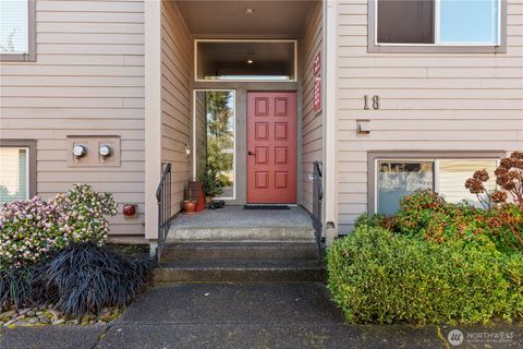 Photo of 15719 SE 23rd Street #116, Vancouver, WA 98683 (MLS # 2478432)
