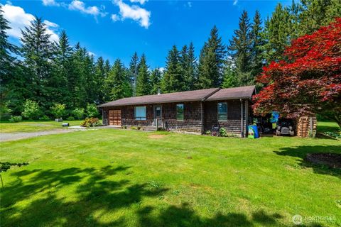 Photo of 1320 Lunde Lane, Everson, WA 98247 (MLS # 2526999)