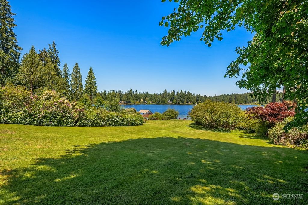 Photo of 10639 E Lake Joy Drive NE, Carnation, WA 98014 (MLS # 2249629)