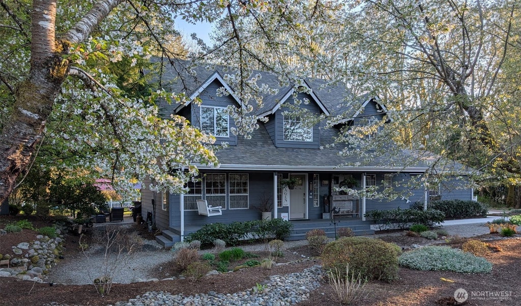 Photo of 6808 Old Forest Lane SE, Tumwater, WA 98501 (MLS # 2555479)