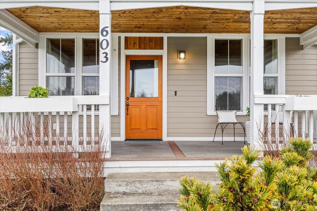 Photo of 603 NW Wilkes Street, Coupeville, WA 98239 (MLS # 2465521)