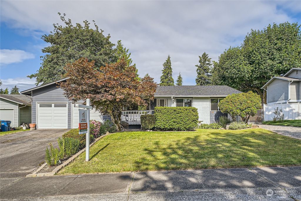 Photo of 29109 46th Place S, Auburn, WA 98001 (MLS # 2252583)
