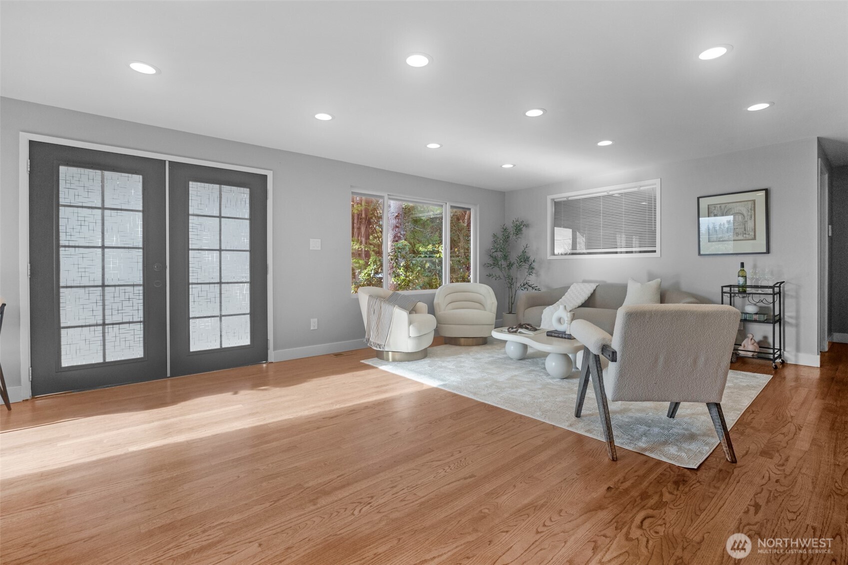 8211 Mukilteo Speedway