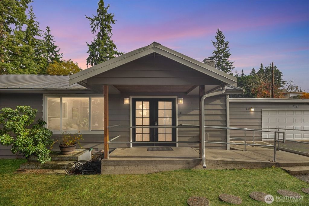 Photo of 8211 Mukilteo Speedway, Mukilteo, WA 98275 (MLS # 2456405)