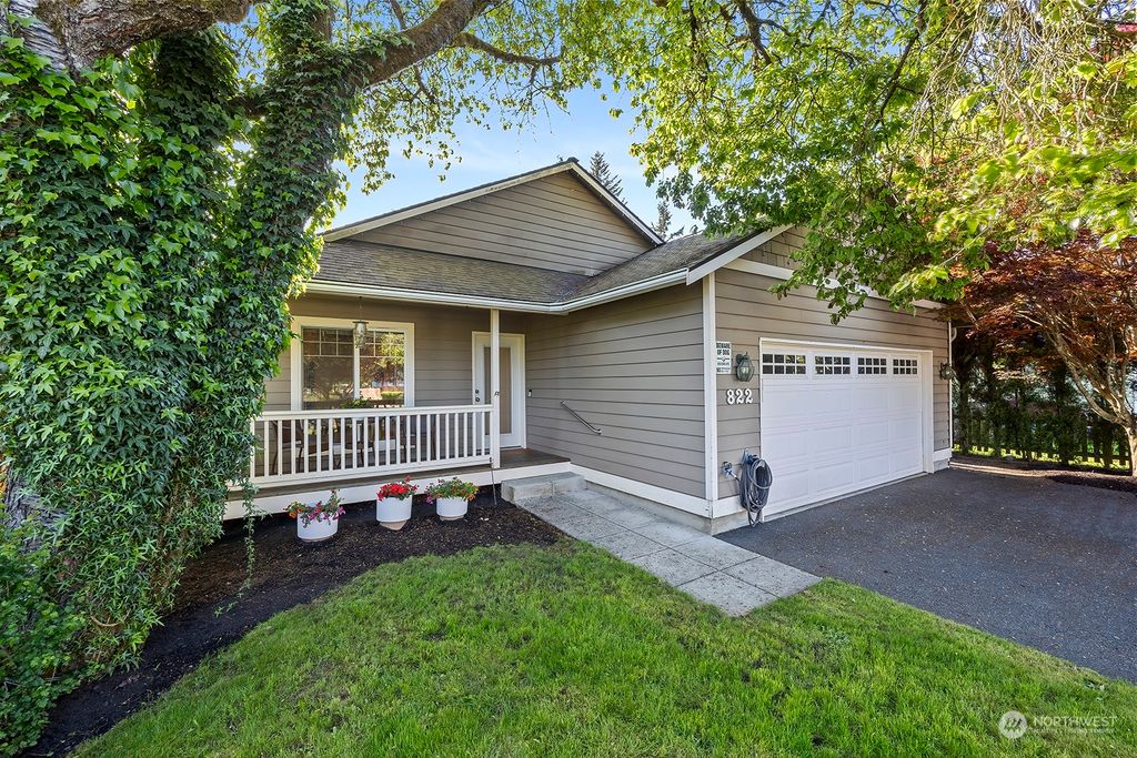 Photo of 822 Mill Avenue, Snohomish, WA 98290 (MLS # 2230891)