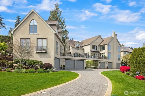Photo of 8496 NE Woodland Cove Drive, Kirkland, WA 98034 (MLS # 2577799)