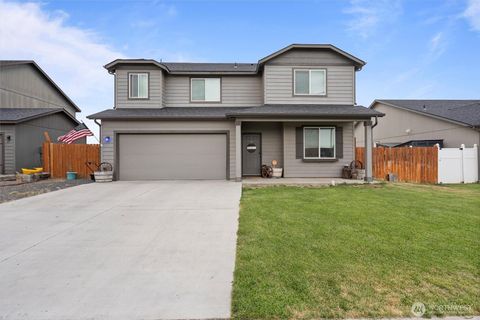 Photo of 736 S Rees Street, Moses Lake, WA 98837 (MLS # 2389895)
