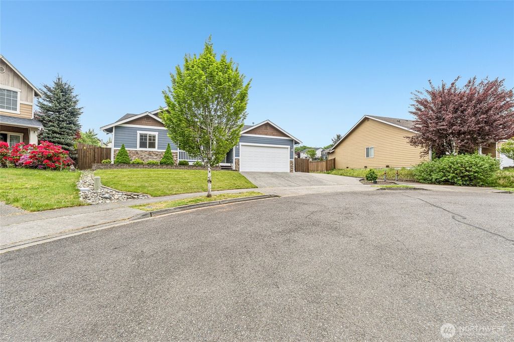 Photo of 19875 Mountain Ridge Road SE, Monroe, WA 98272 (MLS # 2519216)