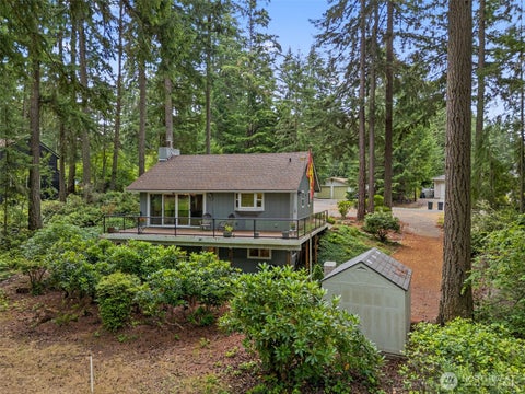 Photo of 11001 Pioneer Drive, Anderson Island, WA 98303 (MLS # 2589622)