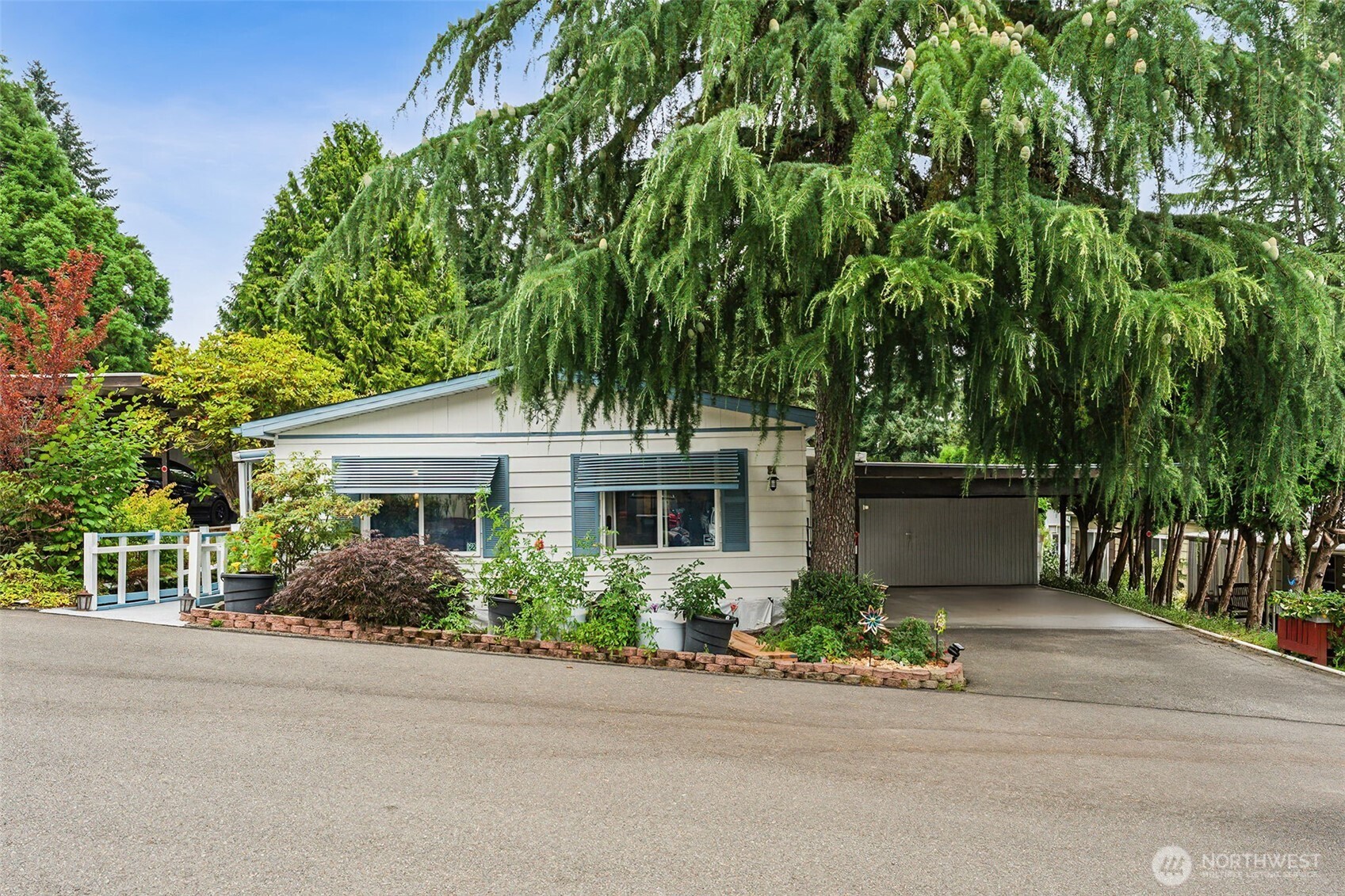 9314 Canyon Road E 52