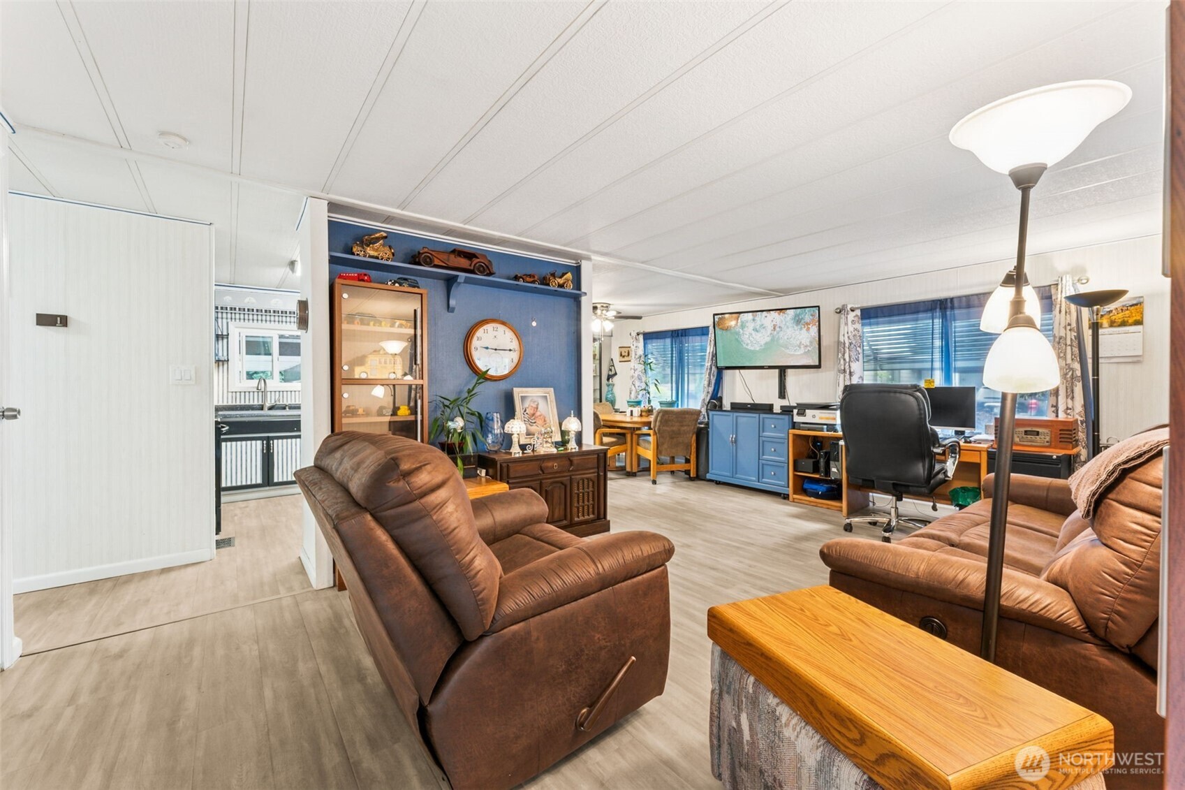 9314 Canyon Road E 52