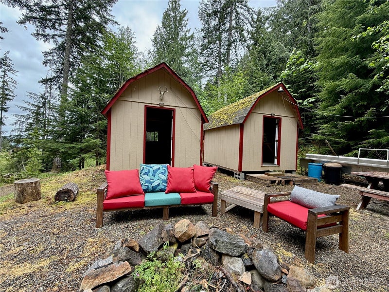 650 W Cushman Ridge Drive
