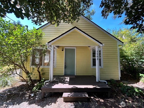 Photo of 1203 Central Street NE, Olympia, WA 98506 (MLS # 2566707)