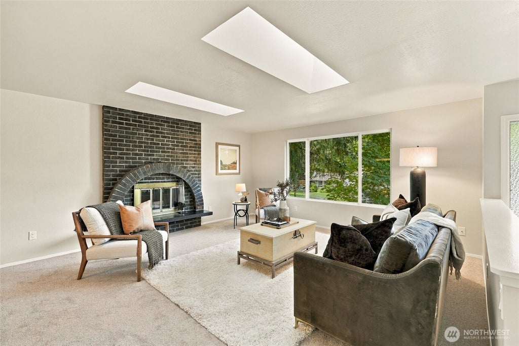 Photo of 13544 127th Avenue NE, Kirkland, WA 98034 (MLS # 2591248)